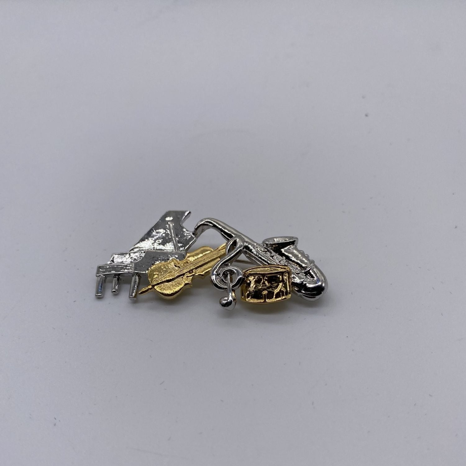 Classic Music Notes Pin With Piano Saxophone & Drum Charms Silver/Gold Unisex