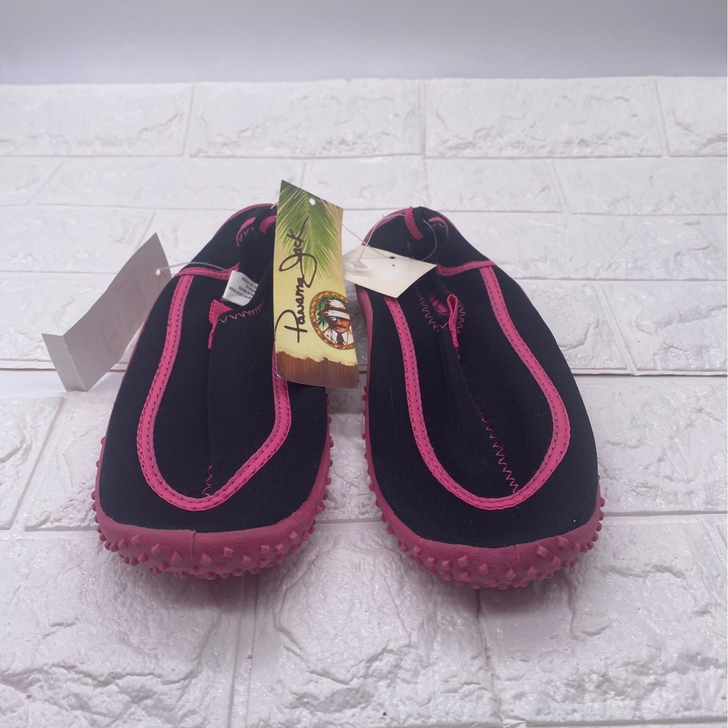 Panama Jack Swin Shoes Girls Black and Pink 2 Sizes Available