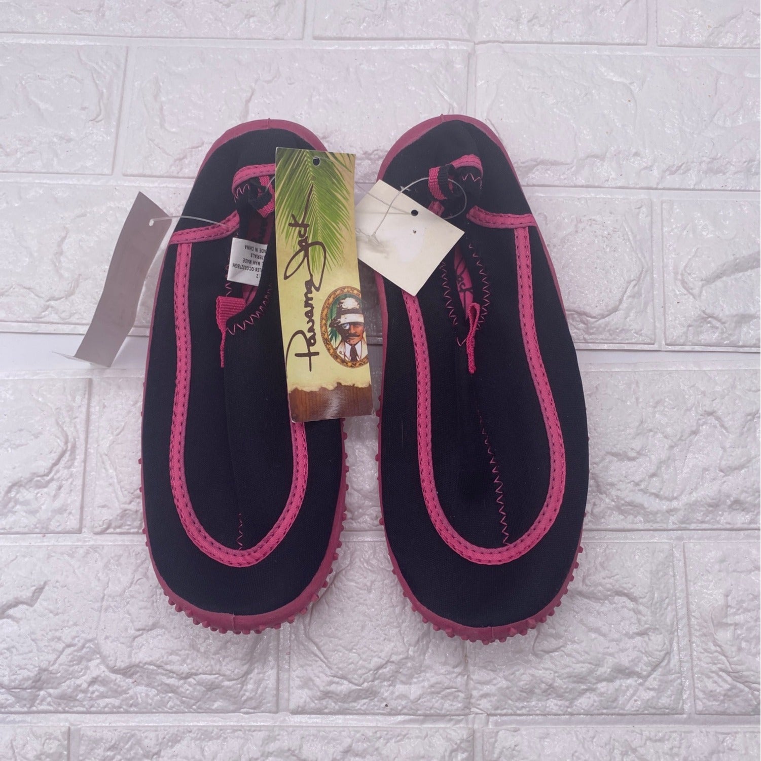Panama Jack Swin Shoes Girls Black and Pink 2 Sizes Available