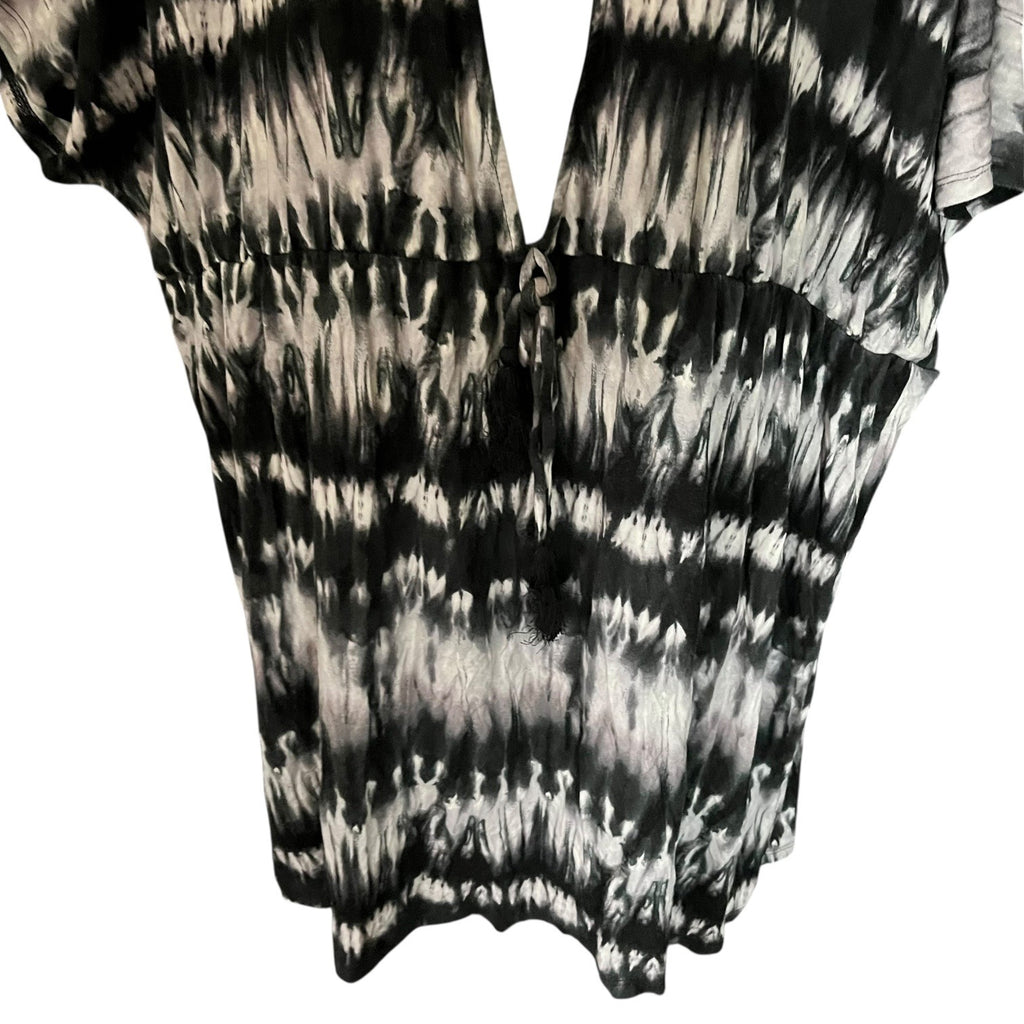 Joe Boxer Womens Tie Dye Camisole Blouse Size 1X/2X Black & Gray V-Neck Tassels