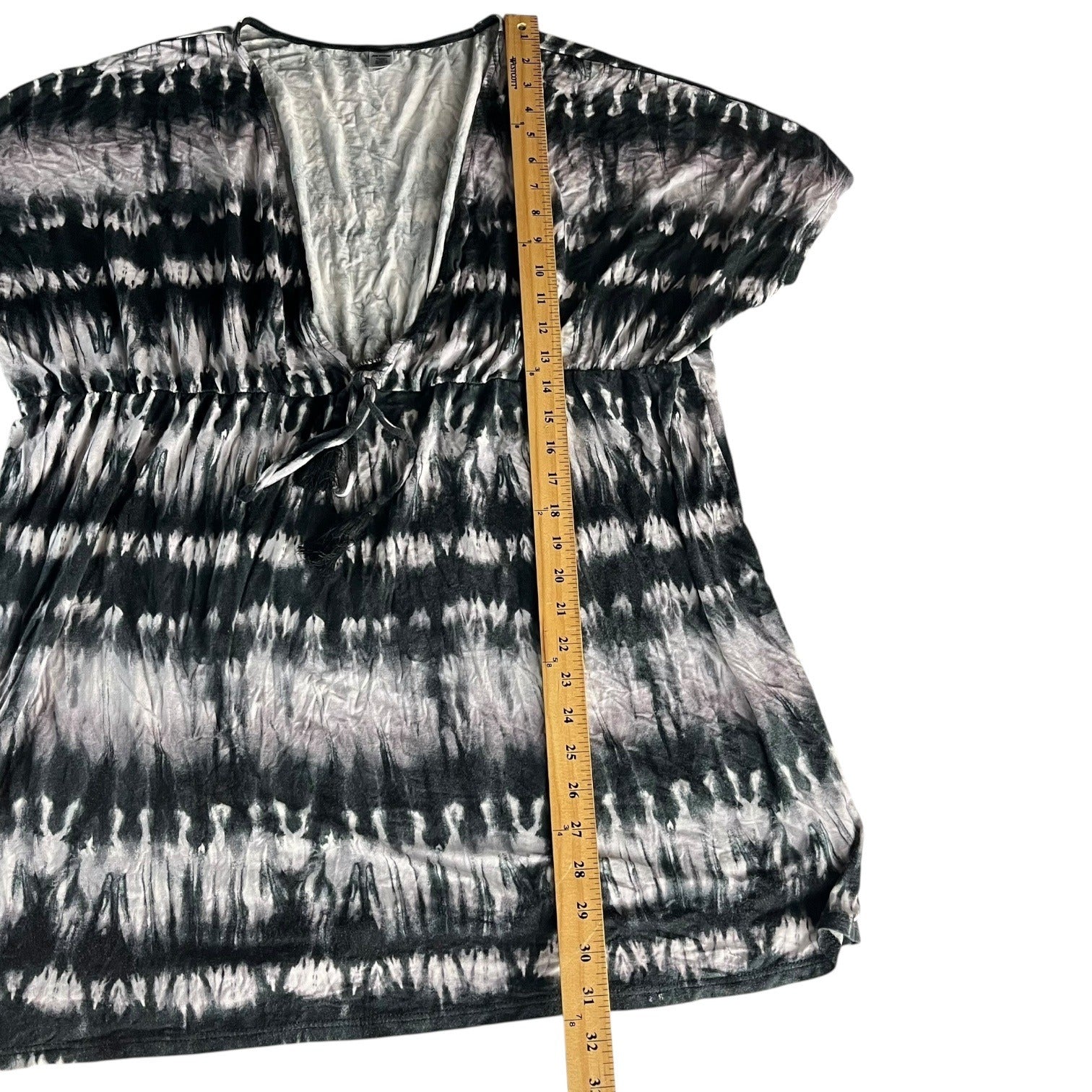 Joe Boxer Womens Tie Dye Camisole Blouse Size 1X/2X Black & Gray V-Neck Tassels