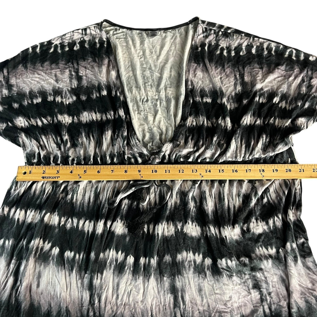 Joe Boxer Womens Tie Dye Camisole Blouse Size 1X/2X Black & Gray V-Neck Tassels