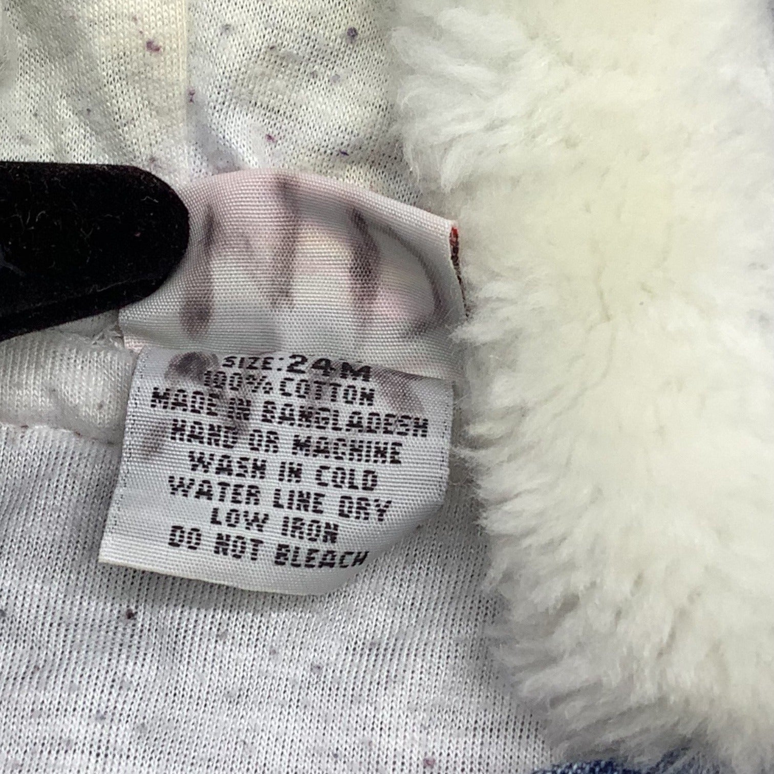 Mon Petit Baby Girl Size 24M Denim Jacket With Faux Fur Hood & Heart Patch