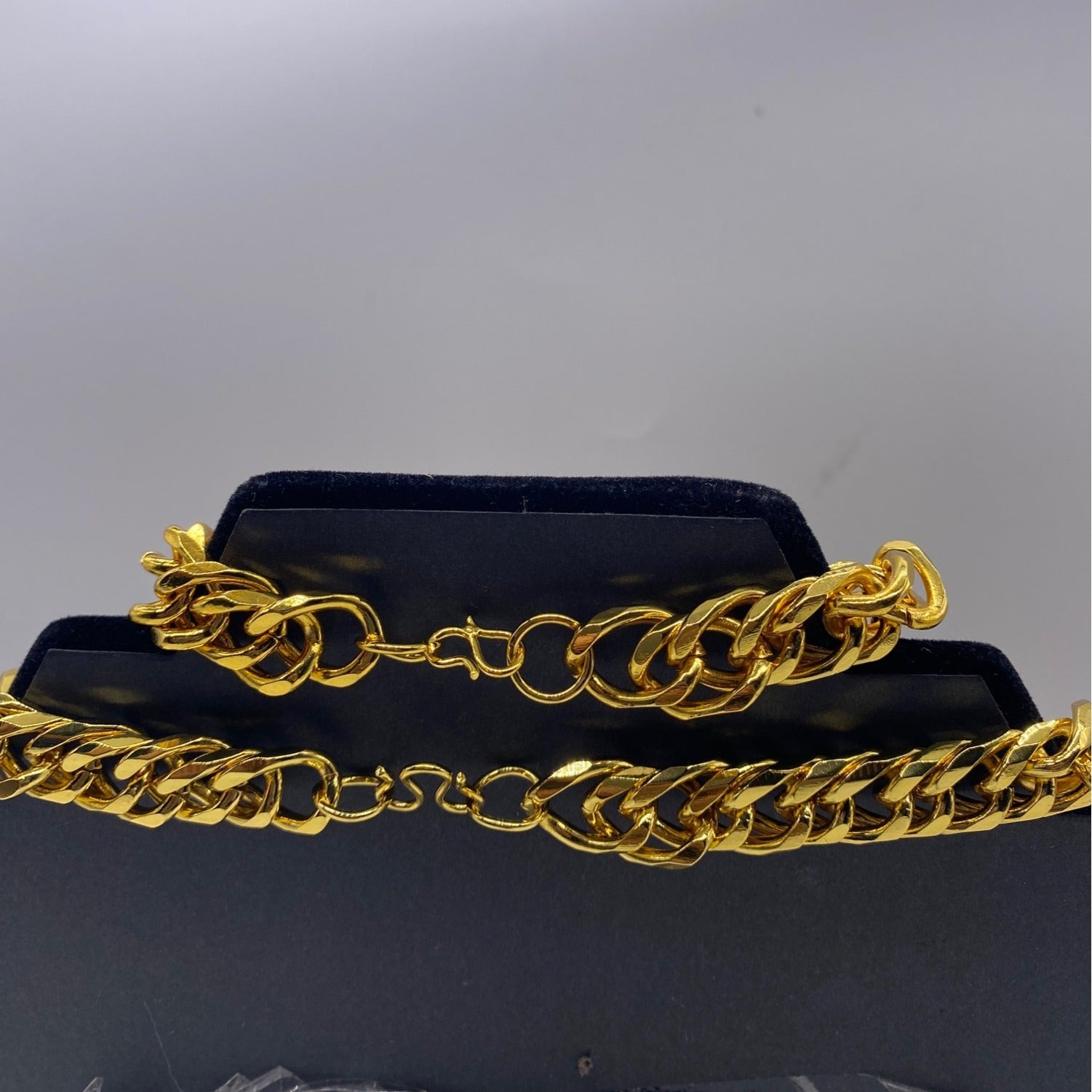 Bulky Cuban Chain Necklace Bracelet Gold Tone Unisex Jewelry Set Fashion