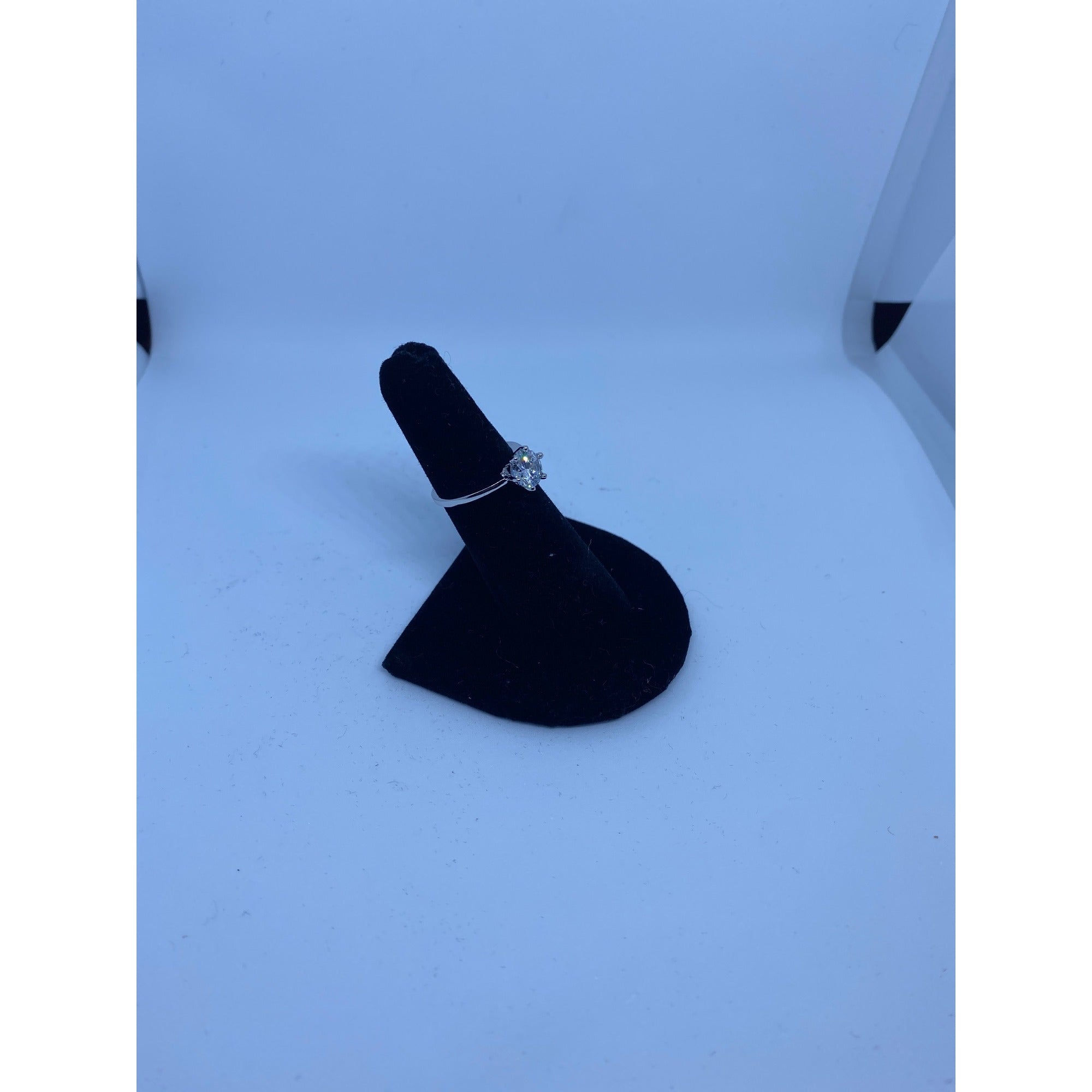 18k White Gold Plated CZ Womens 2.35ct Round Solitaire Engagement Ring Size 5