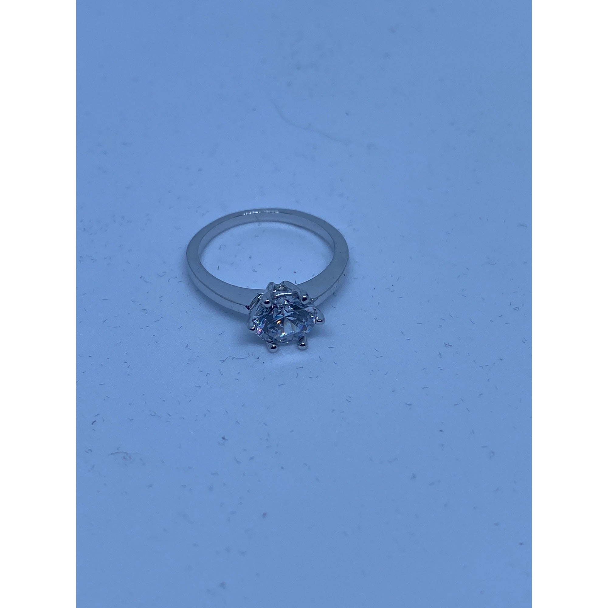 18k White Gold Plated CZ Womens 2.35ct Round Solitaire Engagement Ring Size 5