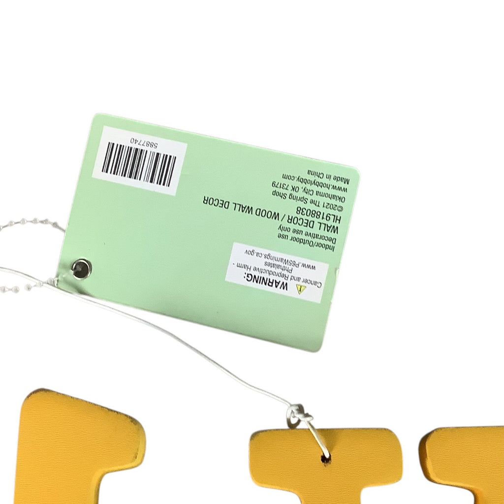 The Spring Shop Yellow Glitter Welcome Sign Home Wall Decor Hanging Door Plaque