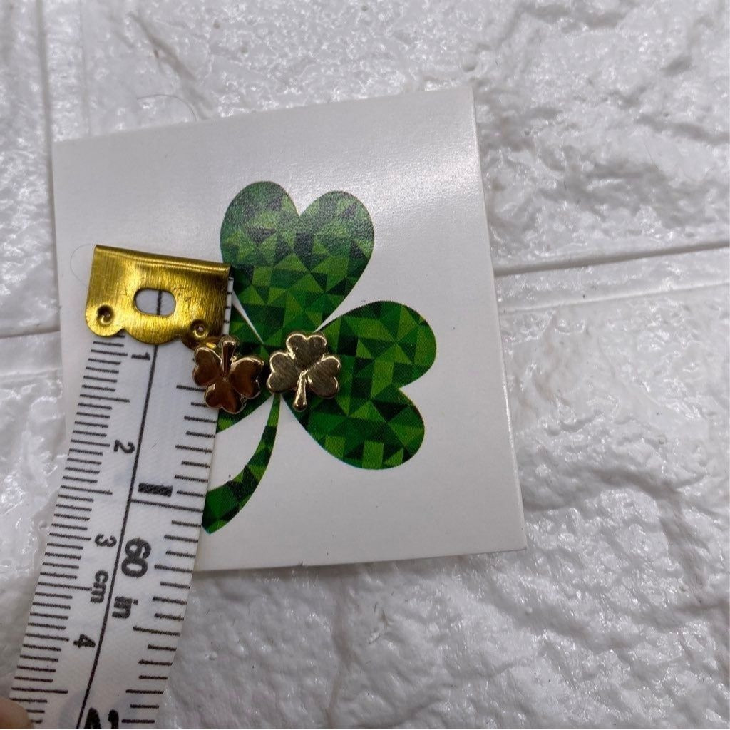 Francesca's Womens Clover Stud Earrings Gold Tone Four Leaf Clover Lucky Studs