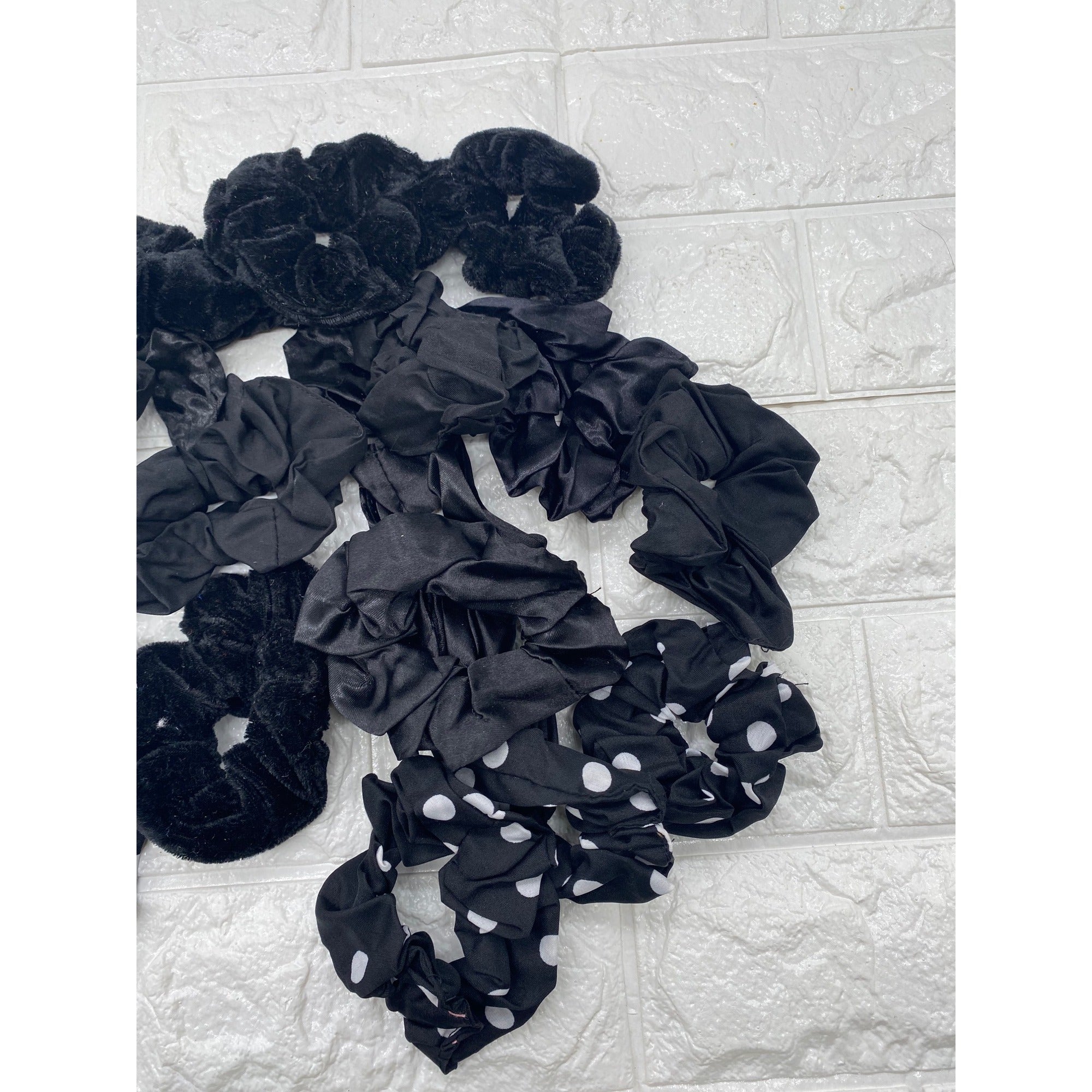 16pc Hair Scrunchies Velvet & Silk Polka Dot Hair Ties Elastic Ponytail Holders