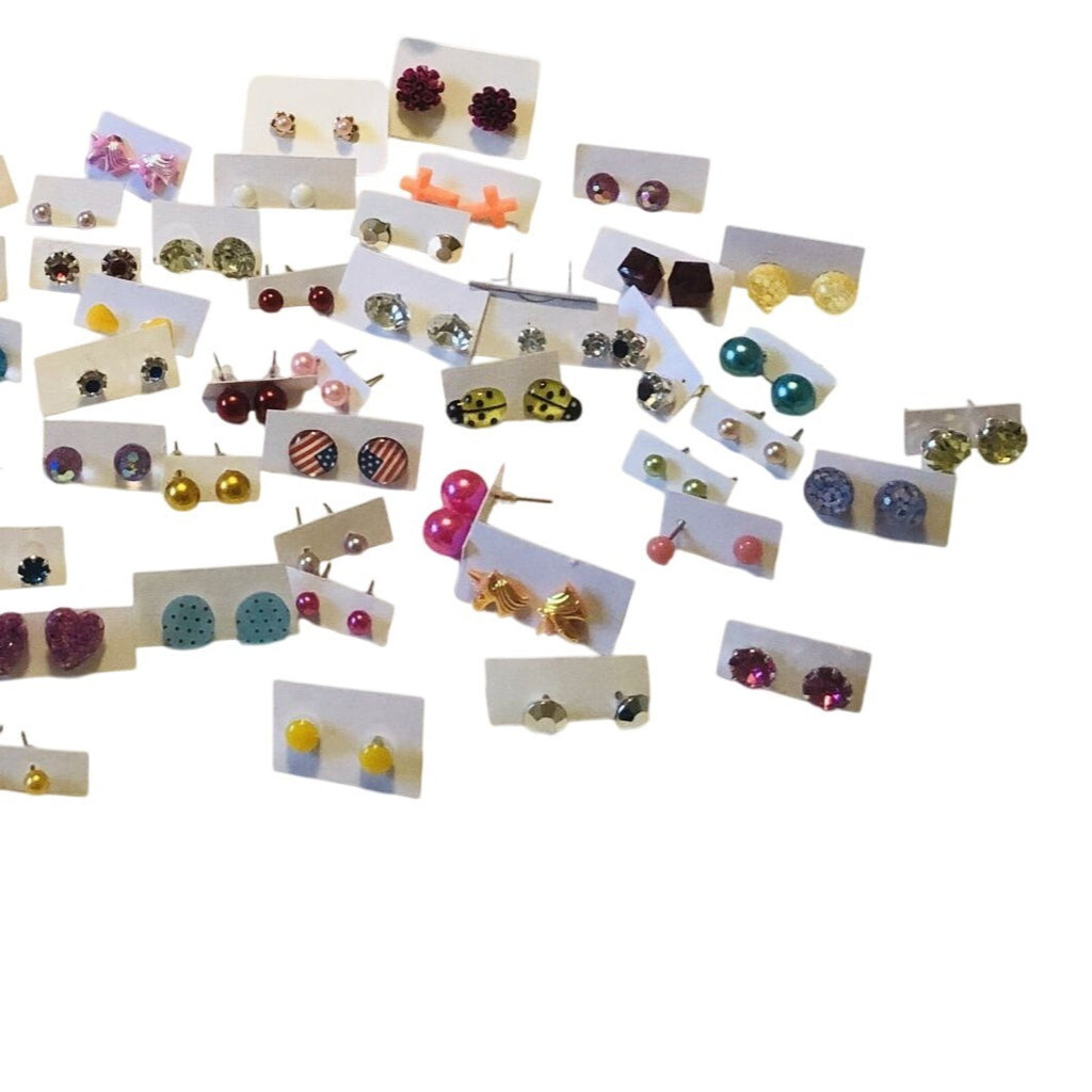 Women's Random Fashion Stud Earrings Lot of 50 Pairs Mixed Styles Colors Girls