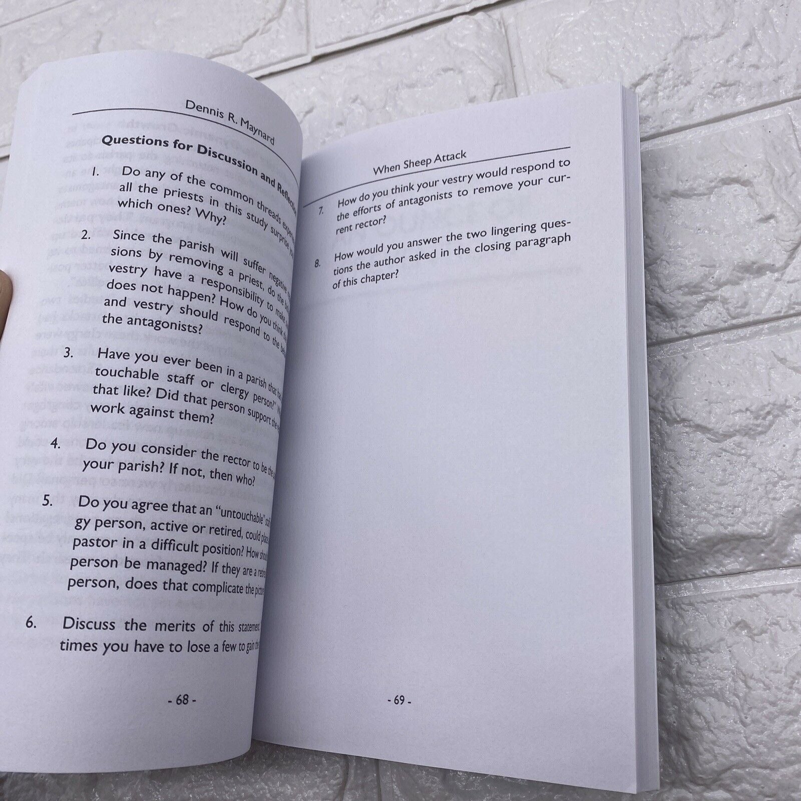 When Sheep Attack By Dennis R. Maynard Paperback 2010 Clergy Leadership Guide