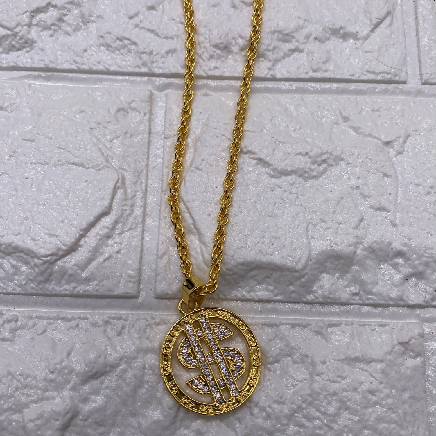 Gold Tone Mens Necklace With Dollar Coin Pendant With Rope Chain Rhinestones