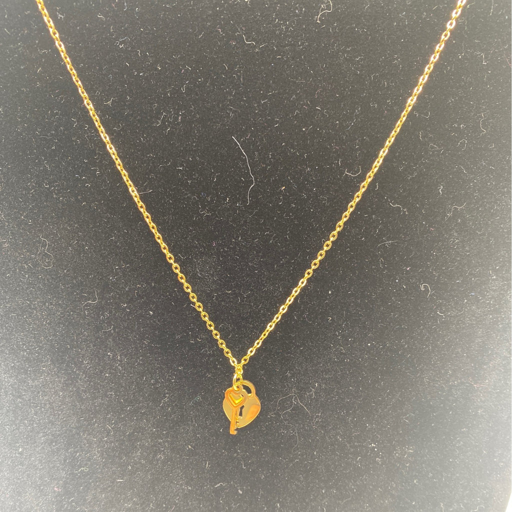 Mini Heart & Lock Chain Necklace Gold Tone Titanium Steel Adjustable