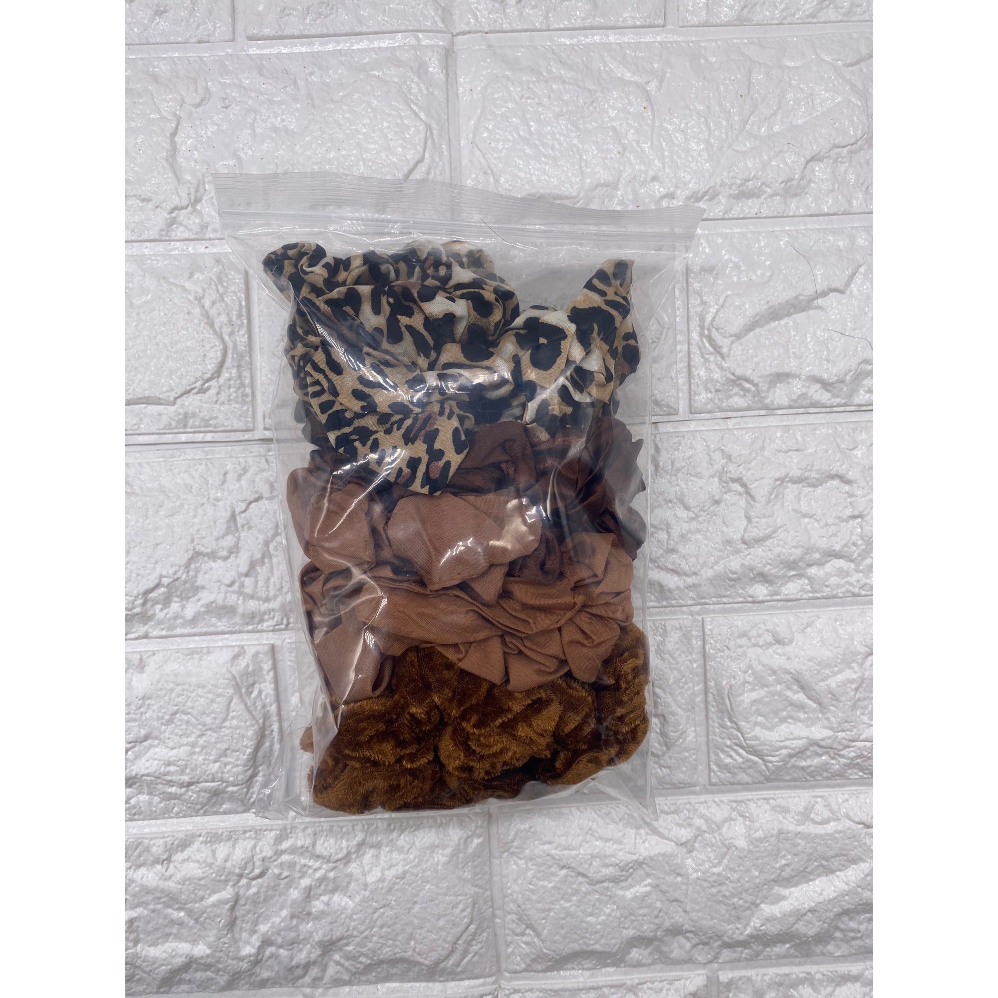 17pcs Hair Scrunchies LeopardSolid Colors Velvet Silk Blend Ponytail Holder Set