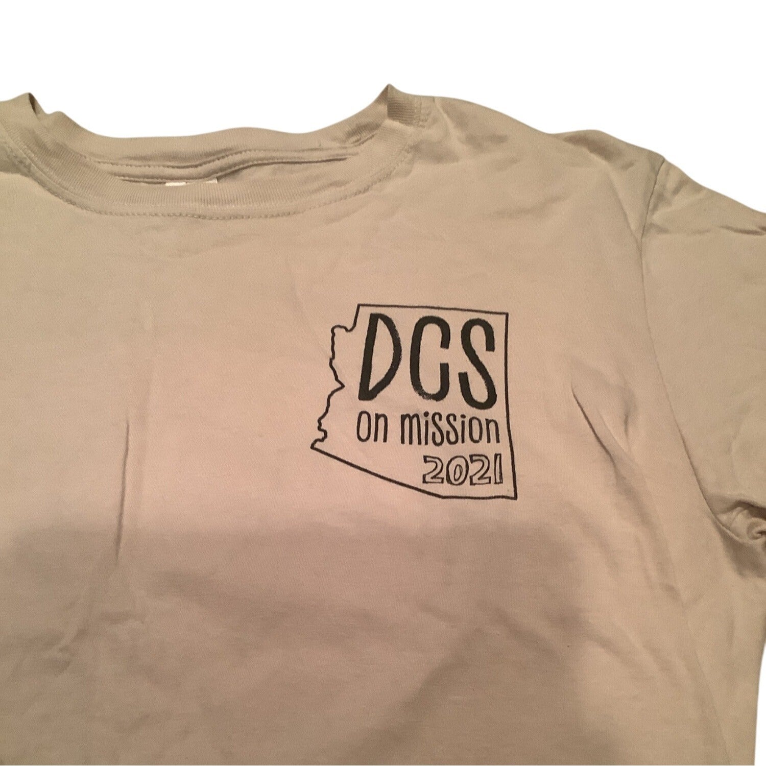 DCS 2021 On Mission Gildan Cream Graphic T-Shirt Size Large Softstyle Cotton