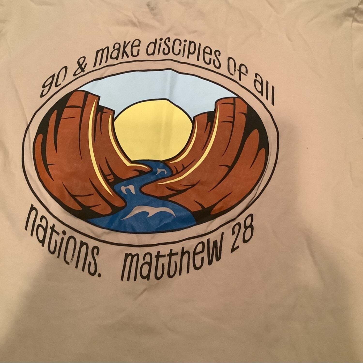 DCS 2021 On Mission Gildan Cream Graphic T-Shirt Size Large Softstyle Cotton