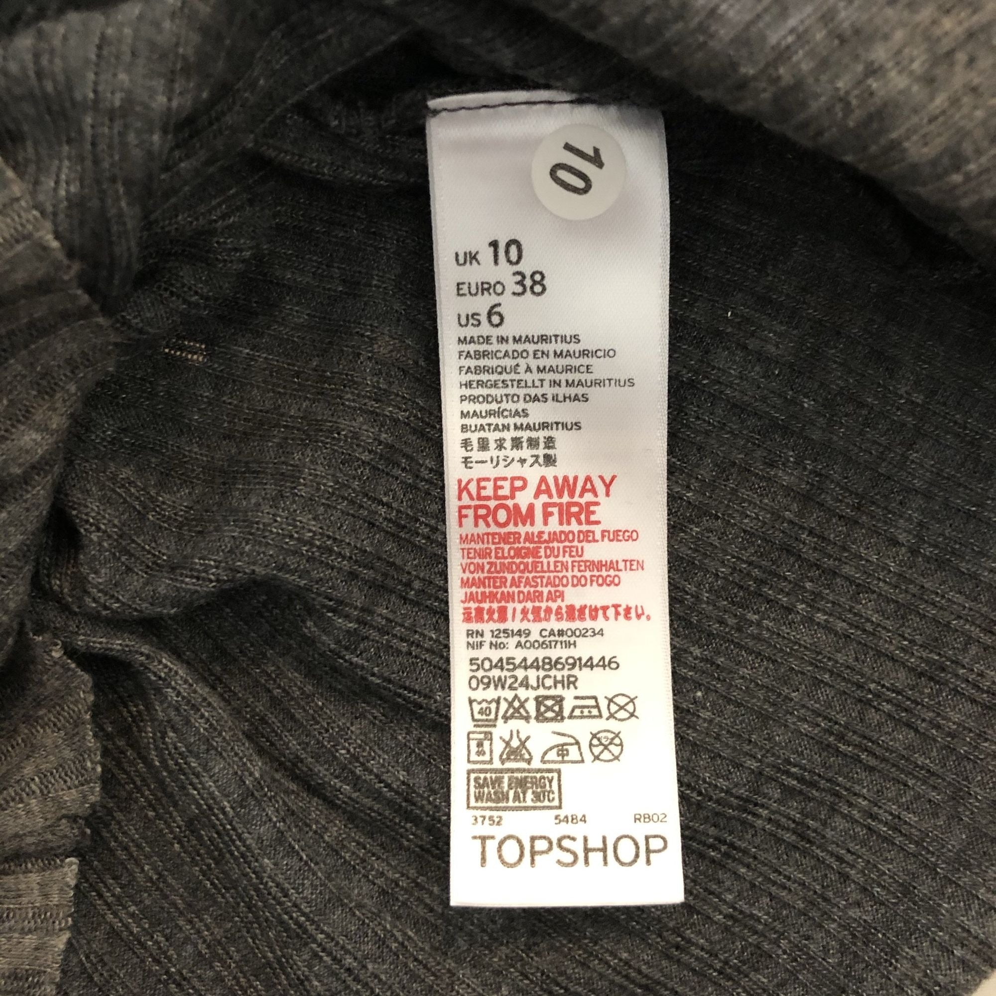 TopShop Crop Top Shirt Fitted Stretch Short Sleeve Casual NWT