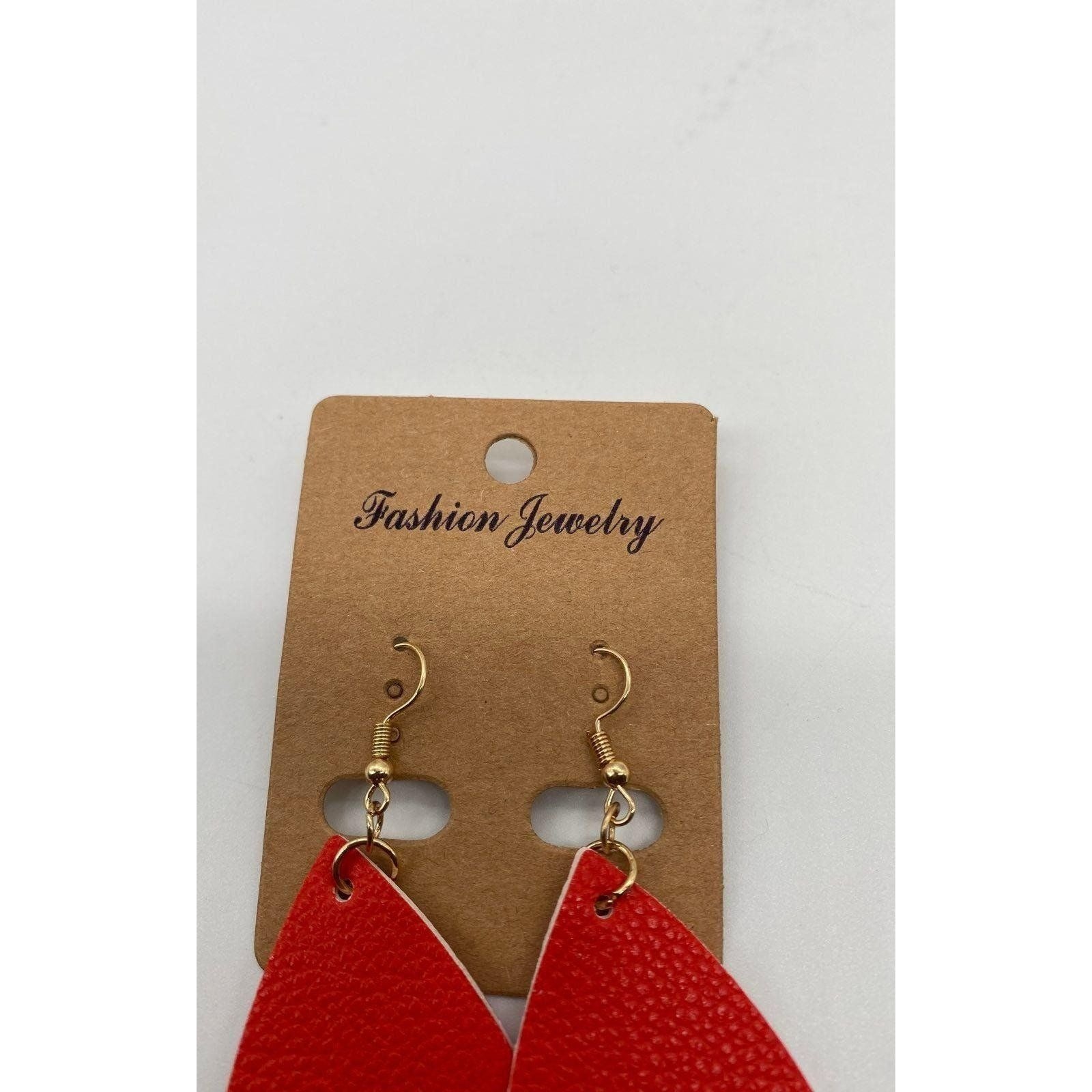 Red Teardrop Fashion Jewelry Earrings Lightweight Gold Hooks For Women