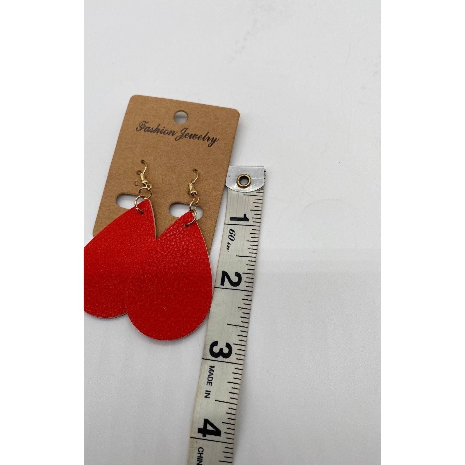 Red Teardrop Fashion Jewelry Earrings Lightweight Gold Hooks For Women