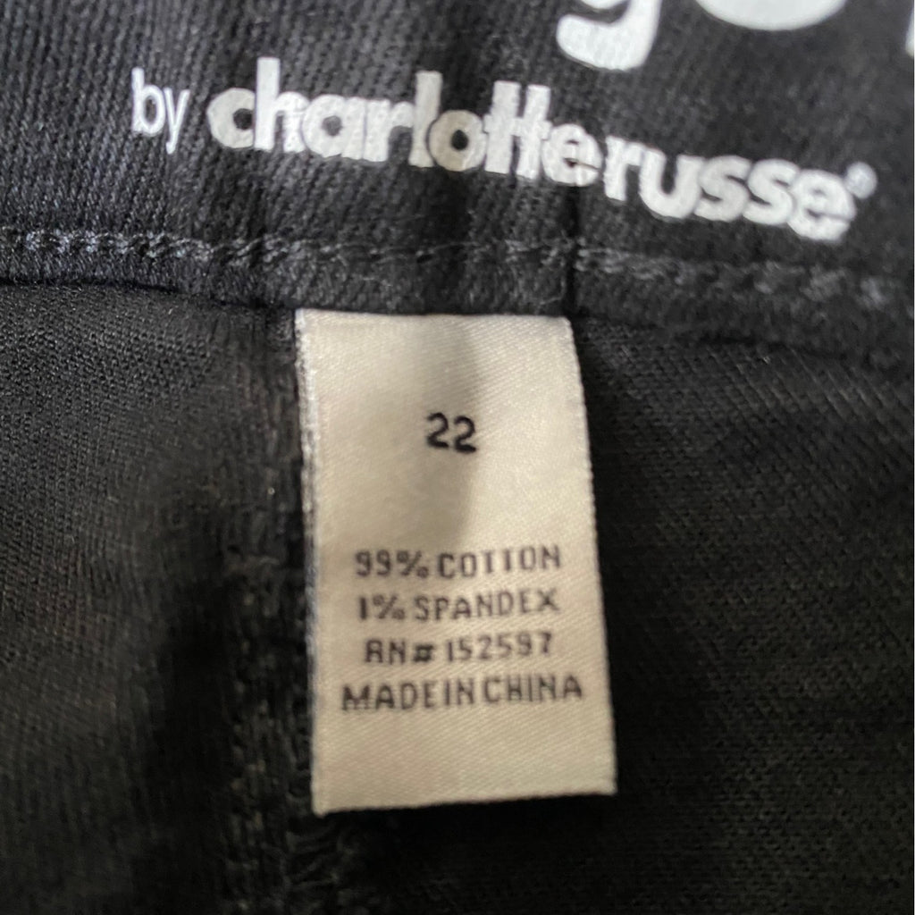 Refuge+ By Charlotte Russe Women’s Black Bermuda Distressed Shorts Size 22 Denim