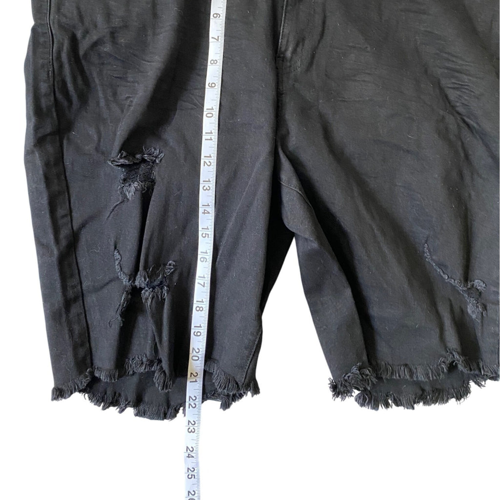 Refuge+ By Charlotte Russe Women’s Black Bermuda Distressed Shorts Size 22 Denim