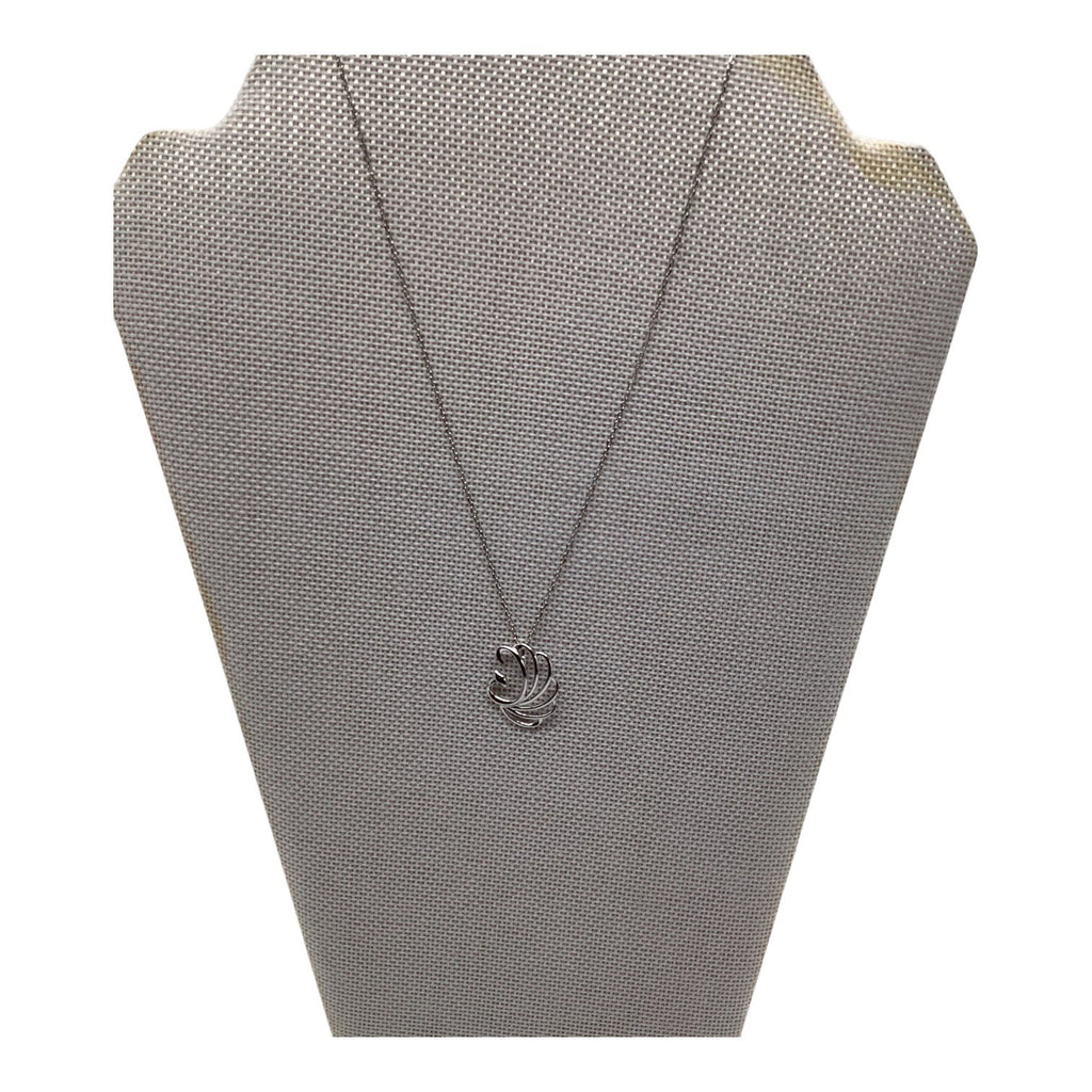 Silver Mountain S925 Sterling Silver 18in  Necklace With Elegant Pendant & Chain