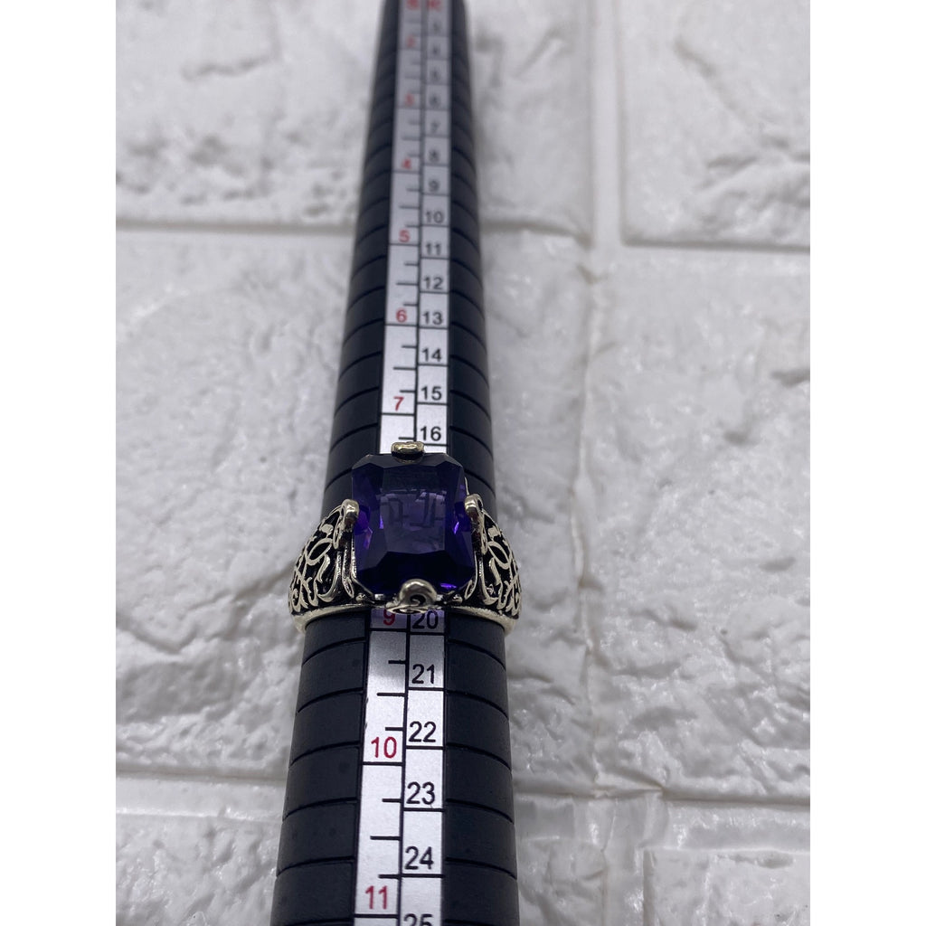 Womens Fashion Ring Purple Gemstone Silver Plated Metal Intricate Design Size 9