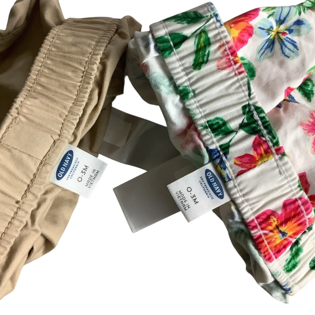 Old Navy Baby Girls Ruffled Shorts Size 0-3M Cotton Khaki & Floral Lot of 2