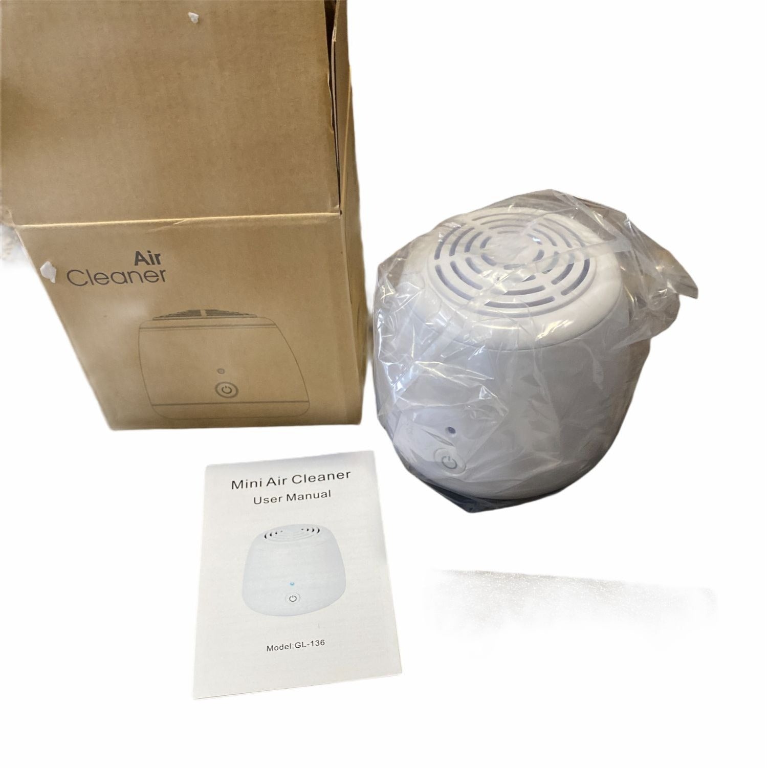 Rechargeable Mini Air Purifier White Compact Design USB Charging Port