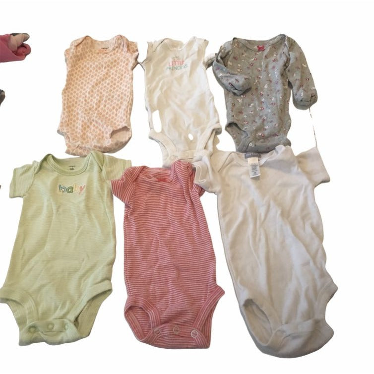 Carters Baby Girls Sz NB 6pc One Piece Bodysuit Lot Assorted Patterns And Colors