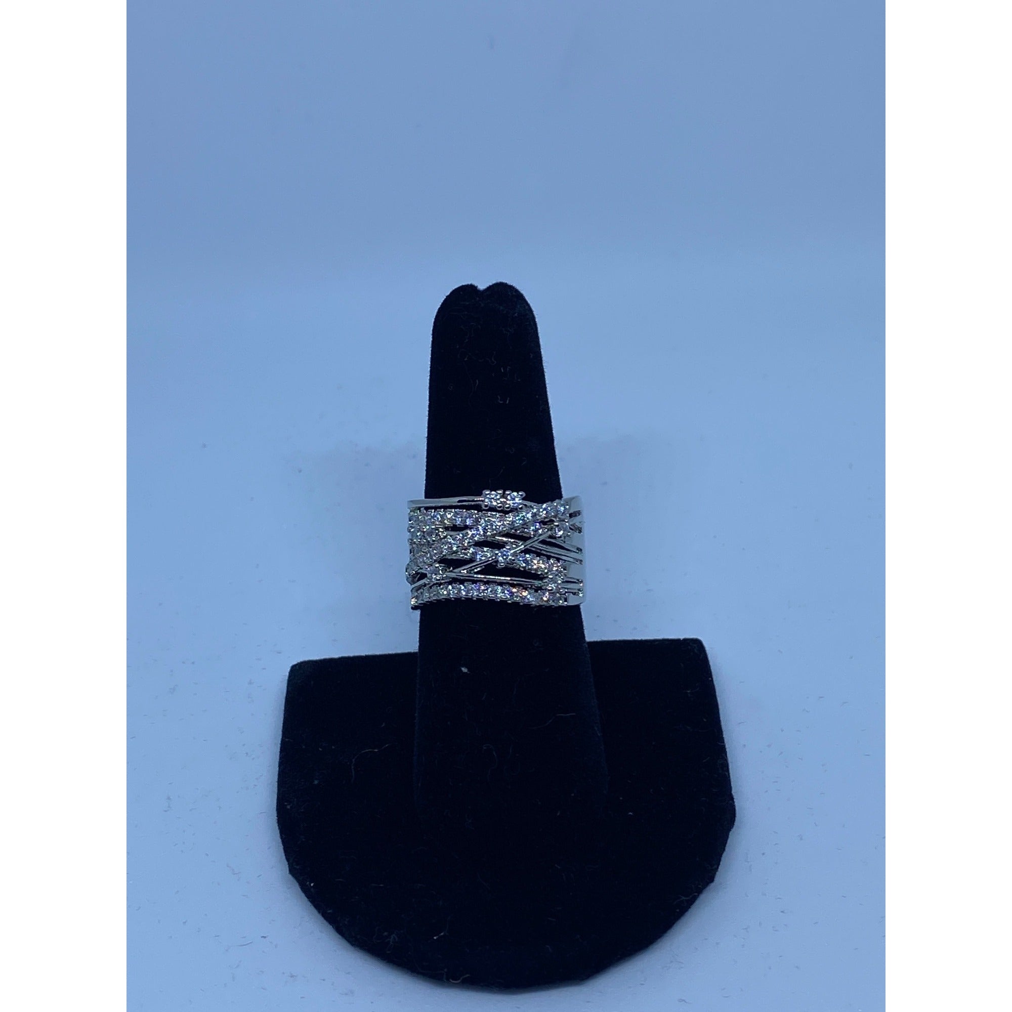 Fashion Women Color Separation Gold Wedding Engagement Floral Ring (White, 7)