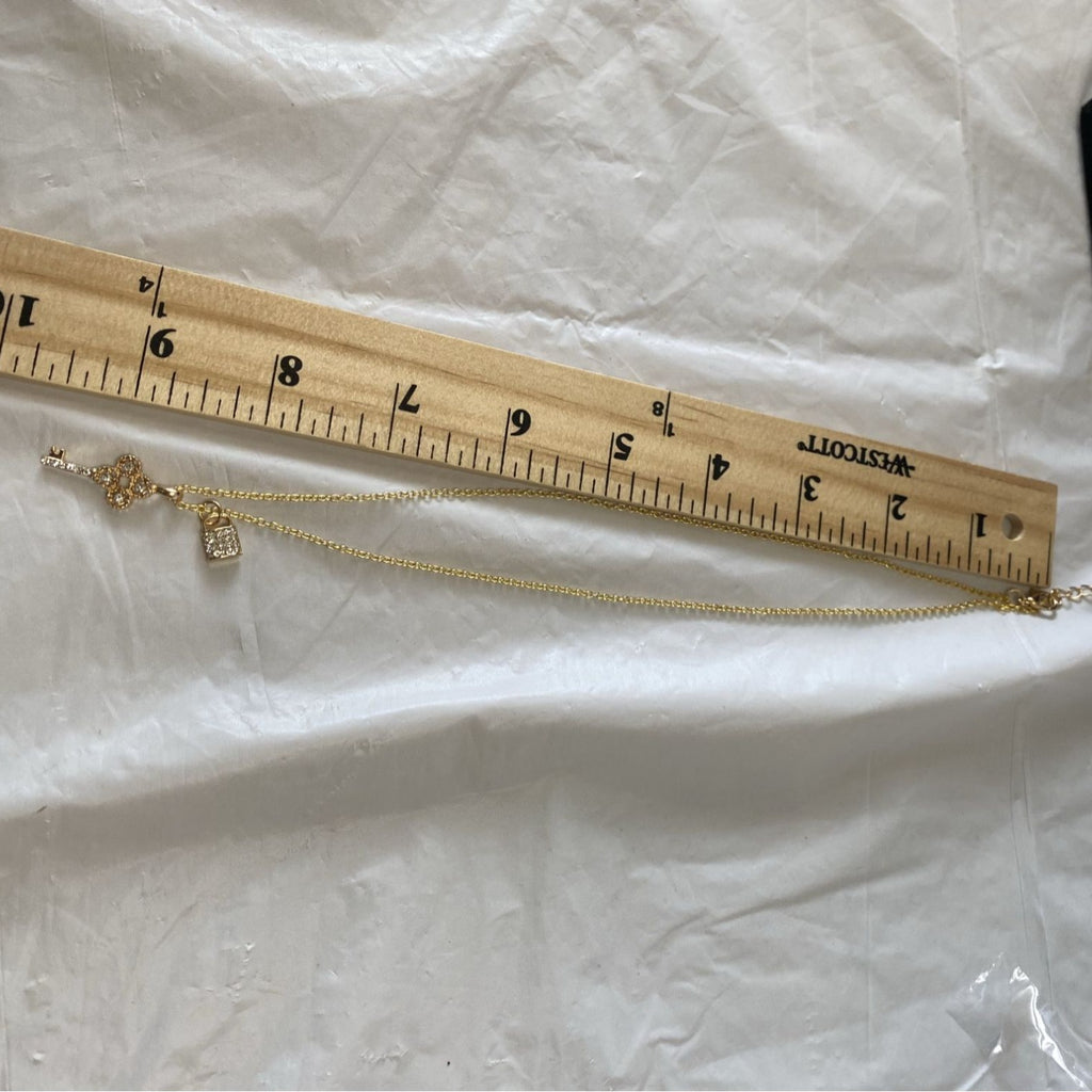 Golden Lock & Key Pendant Necklace Rhinestone Gold Chain For Women